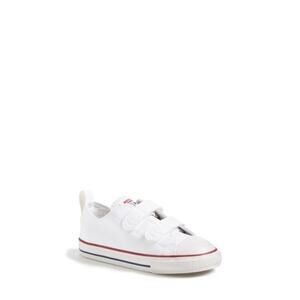 NWT Converse Kids' Chuck Taylor All Star 2V, White, 5 Toddler